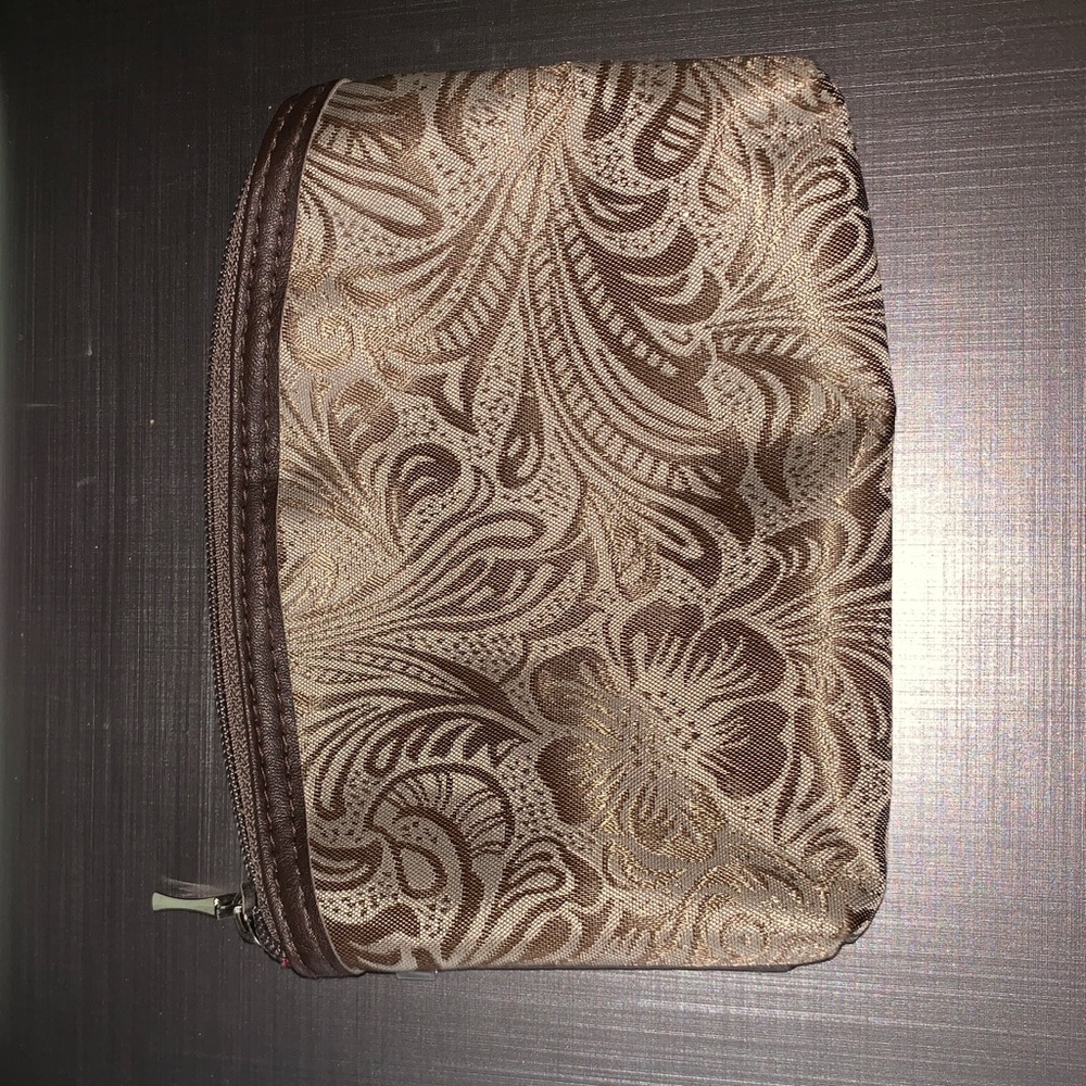 Makeup bag